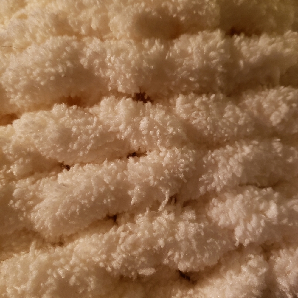 Chunky knit infinity scarf